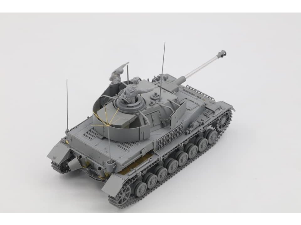 Konstruktorius Border Model - Pz.Beob.Wg. IV Ausf. J w/Commander&Infantry, 1/35, BT-006, 8 m.+ цена и информация | Konstruktoriai ir kaladėlės | pigu.lt