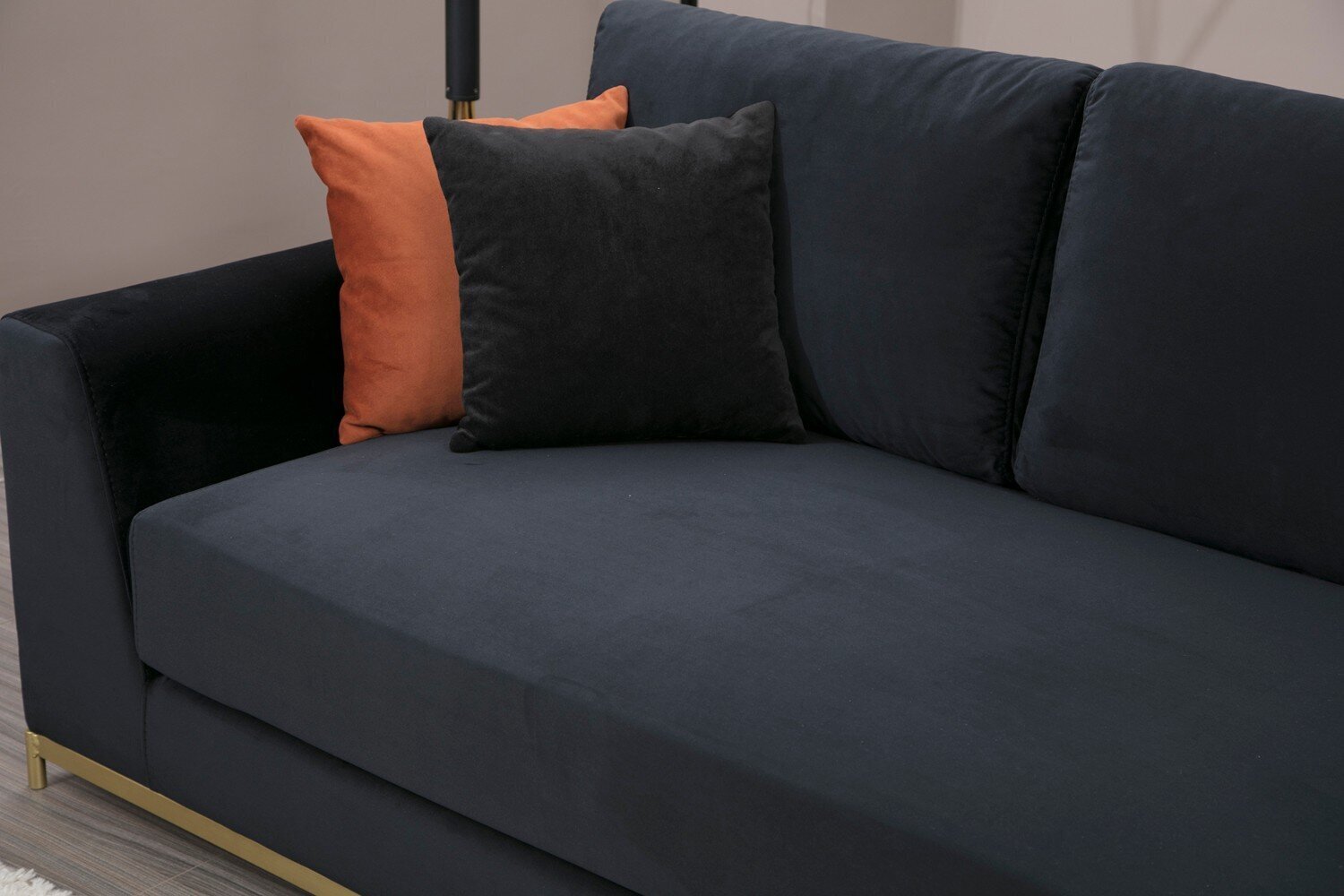 Sofa Kalune Design Line, juoda kaina ir informacija | Sofos | pigu.lt