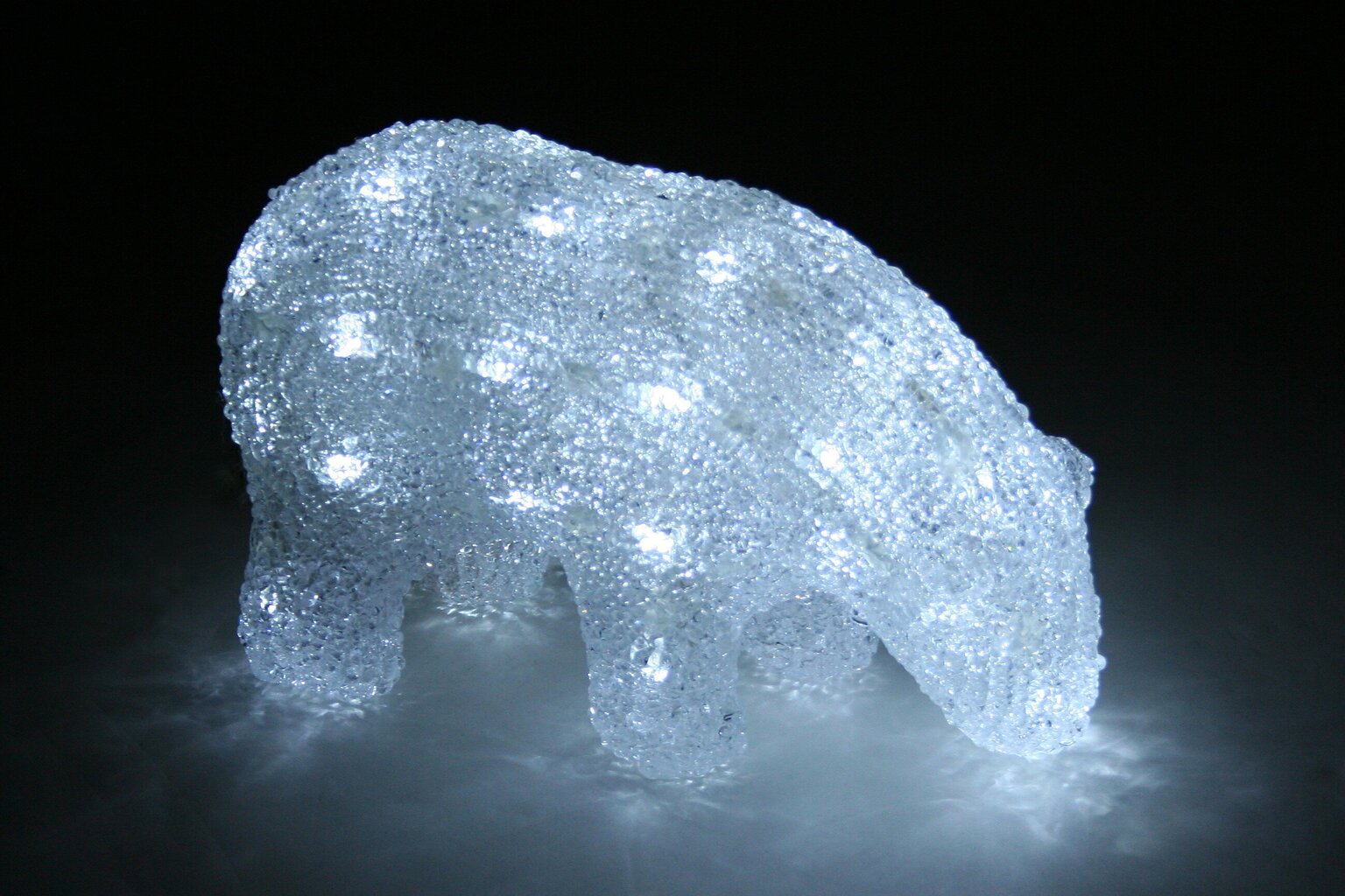 Akrilo baltasis lokys su balta LED lempute цена и информация | Kalėdinės dekoracijos | pigu.lt