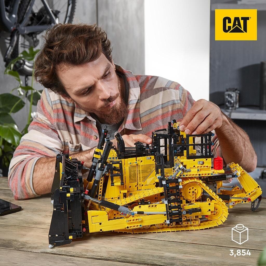 42131 LEGO® Technic Programėle valdomas Cat D11 buldozeris kaina ir informacija | Konstruktoriai ir kaladėlės | pigu.lt