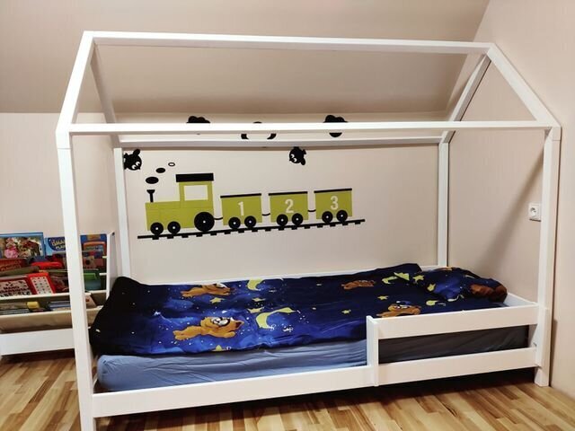 Vaikiška lova namelis SofiHouse, 120x60 cm, balta kaina ir informacija | Kūdikių lovytės | pigu.lt