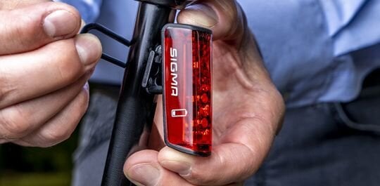 Apšvietimo komplektas Sigma Aura 80 + Blaze USB kaina ir informacija | Žibintai ir atšvaitai dviračiams | pigu.lt