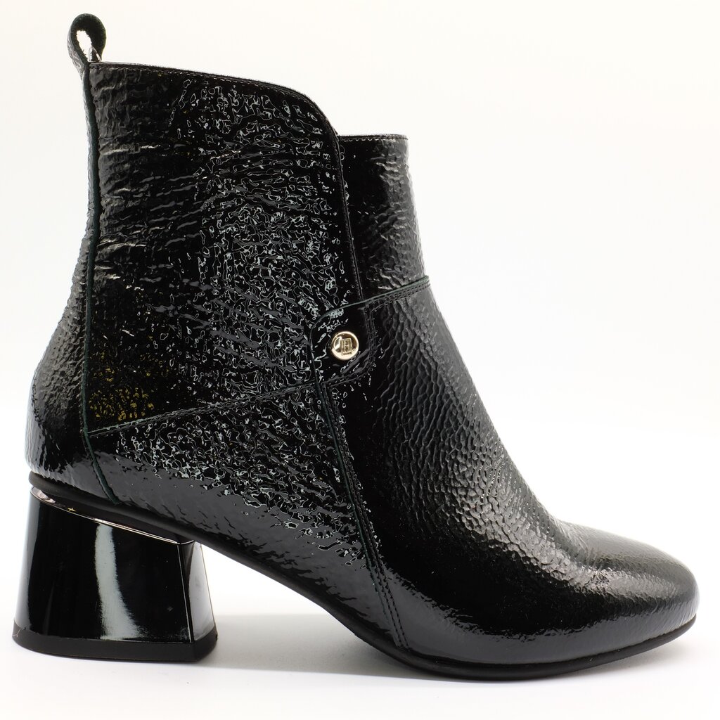 Aukštakulniai aulinukai moterims Laura Messi 42107538, juodi цена и информация | Aulinukai, ilgaauliai batai moterims | pigu.lt