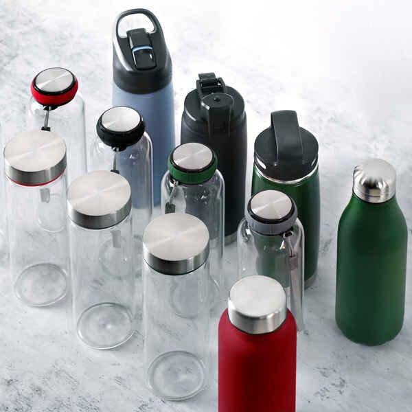 Vandens butelis Bergner Nerūdijantis plienas (500 ml): Spalva - Žalia kaina ir informacija | Gertuvės | pigu.lt
