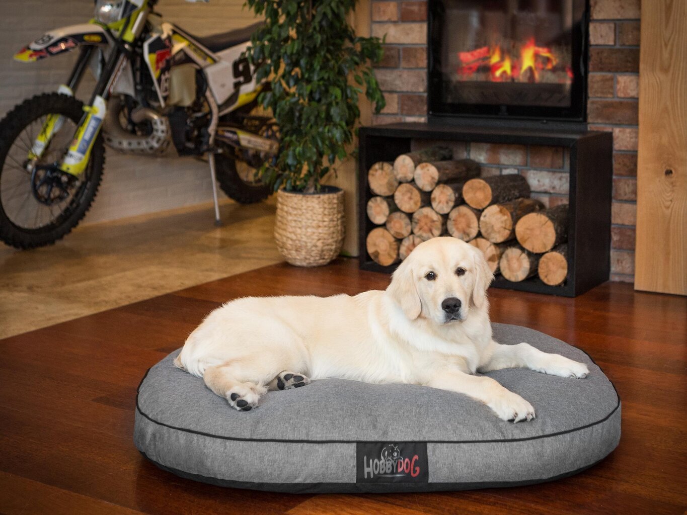 Hobbydog čiužinys Oval Dark Grey Ekolen XL, 108x85 cm kaina ir informacija | Guoliai, pagalvėlės | pigu.lt