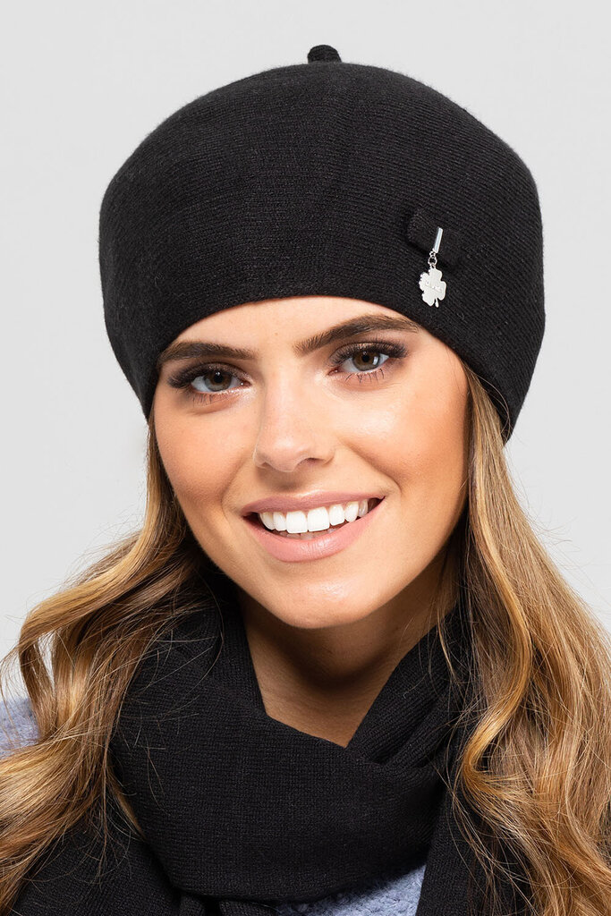 Kepurė moterims Kamea Beret model 136335, juoda kaina ir informacija | Kepurės moterims | pigu.lt