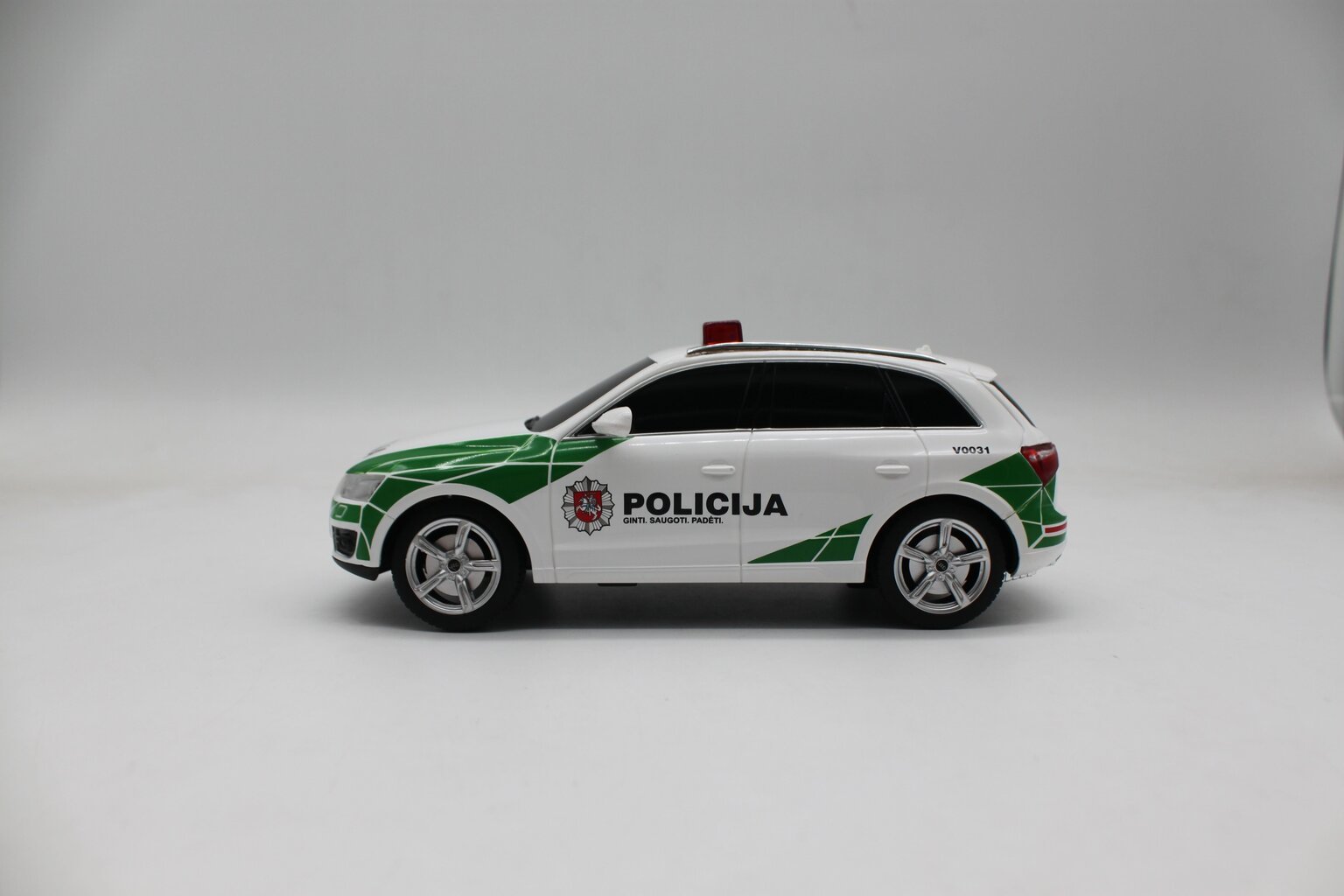 Radijo bangomis valdomas automodelis Lietuvos policija Audi Q5 Rastar 1:24, 38610 цена и информация | Žaislai berniukams | pigu.lt