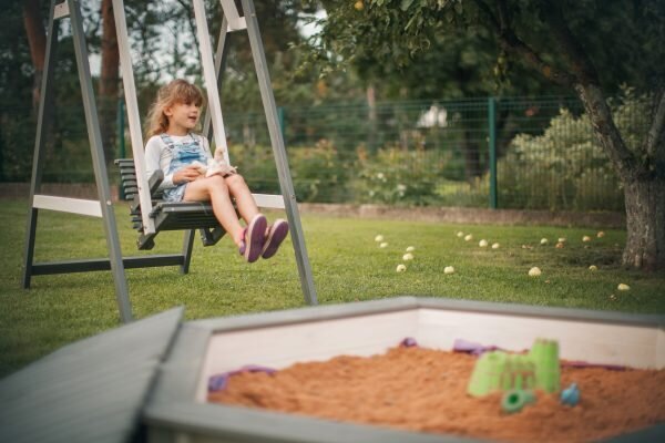 Sodo / terasos kūdikio sūpynės vienam vaikui Balta / grafitinė Folkland home цена и информация | Sūpynės | pigu.lt