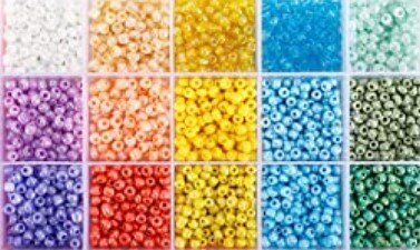 Stiklinių apvalių karoliukų (biserio) 6/0 RainBow® 15 pastelinių spalvų po 10 g rinkinys kaina ir informacija | Papuošalų gamybai, vėrimui | pigu.lt