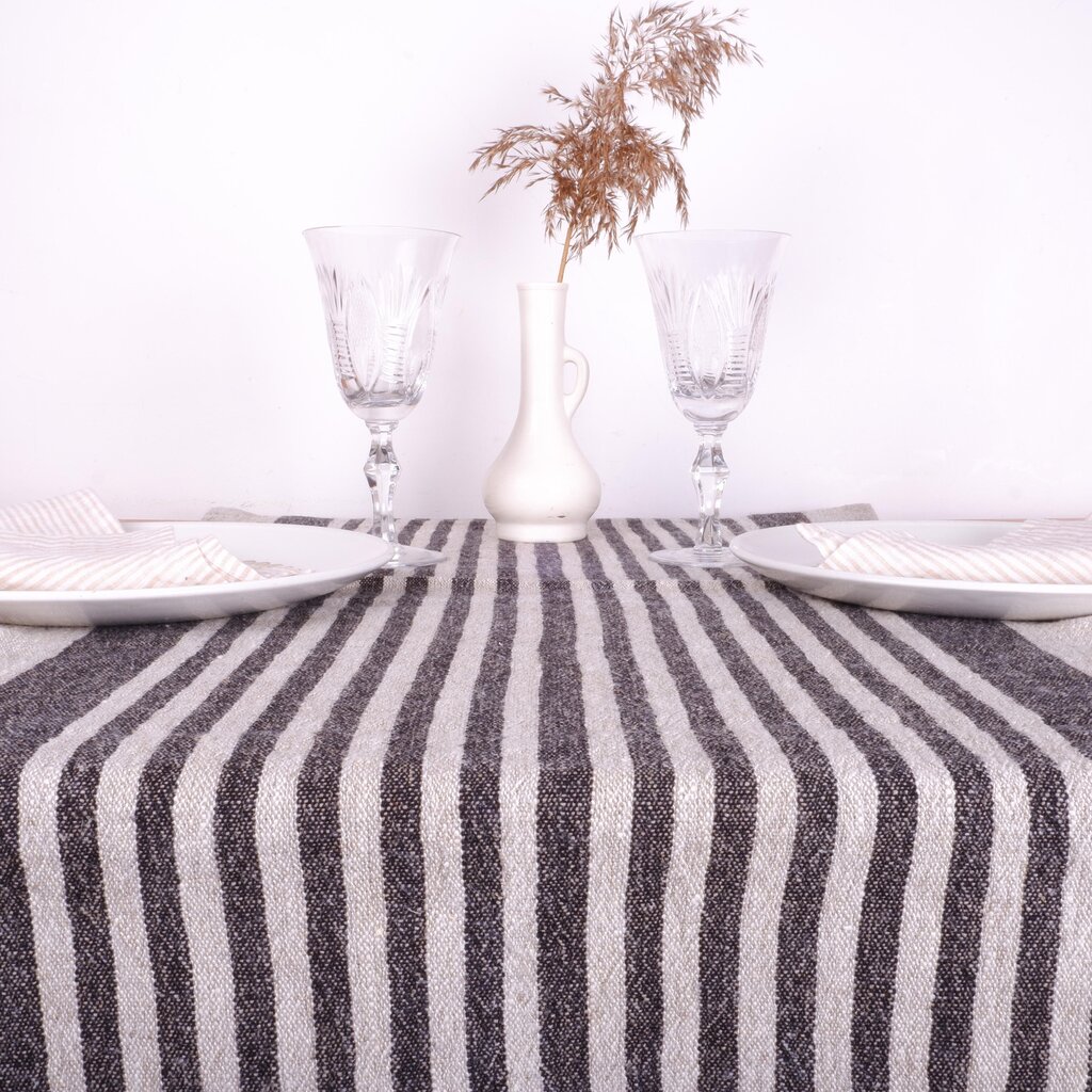 Lininis stalo takelis, smulkiais juodais dryželiais, 40x200 cm. kaina ir informacija | Staltiesės, servetėlės | pigu.lt