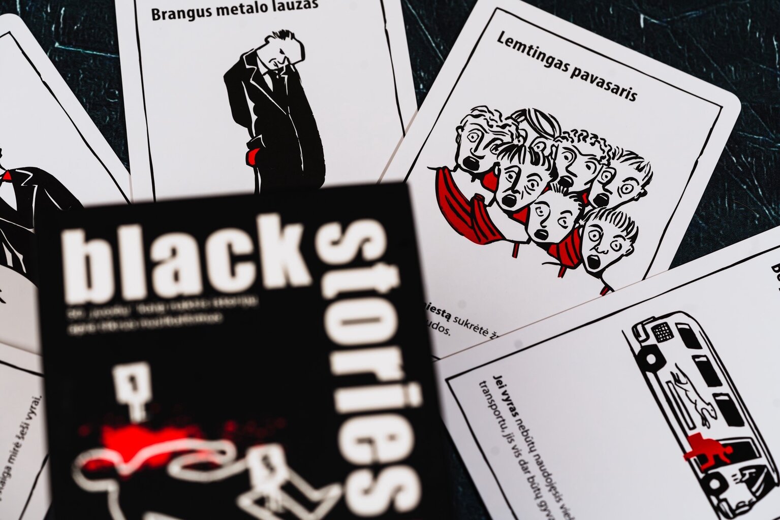 Stalo žaidimas Brain Games Black Stories Real Crime. Tikri nusikaltimai!, LT цена и информация | Stalo žaidimai, galvosūkiai | pigu.lt