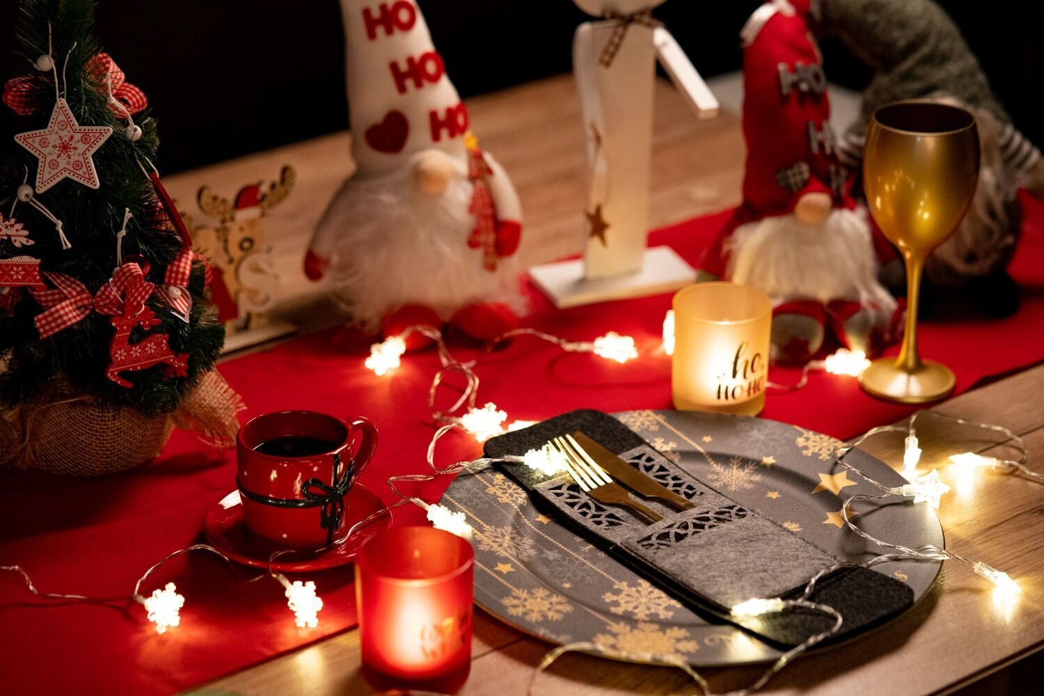 Kalėdinis stalo įrankių dėklas, 4 vnt., pilkas kaina ir informacija | Kalėdinės dekoracijos | pigu.lt