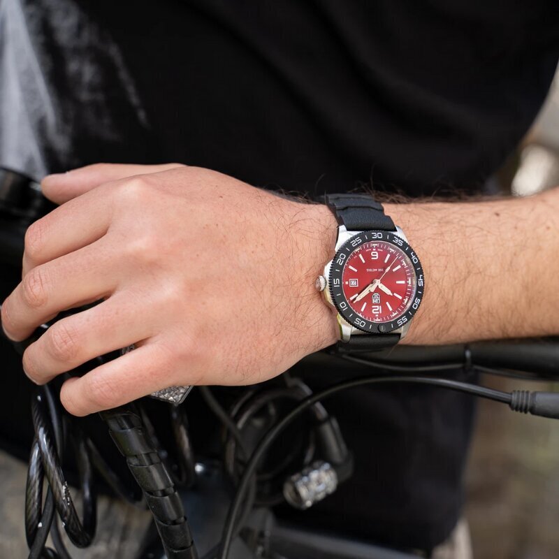 Vyriškas laikrodis Luminox Pacific Diver XS.3135 цена и информация | Vyriški laikrodžiai | pigu.lt