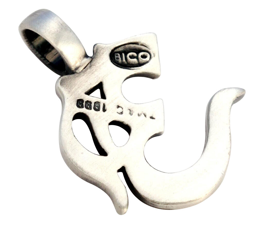 Bico "Om" mažas atlasinis sidabro spalvos baigtas omo pakabukas (E205) kaina ir informacija | Vyriški papuošalai | pigu.lt