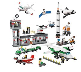 LEGO Education Космос и аэропорт цена и информация | Конструкторы и кубики | pigu.lt