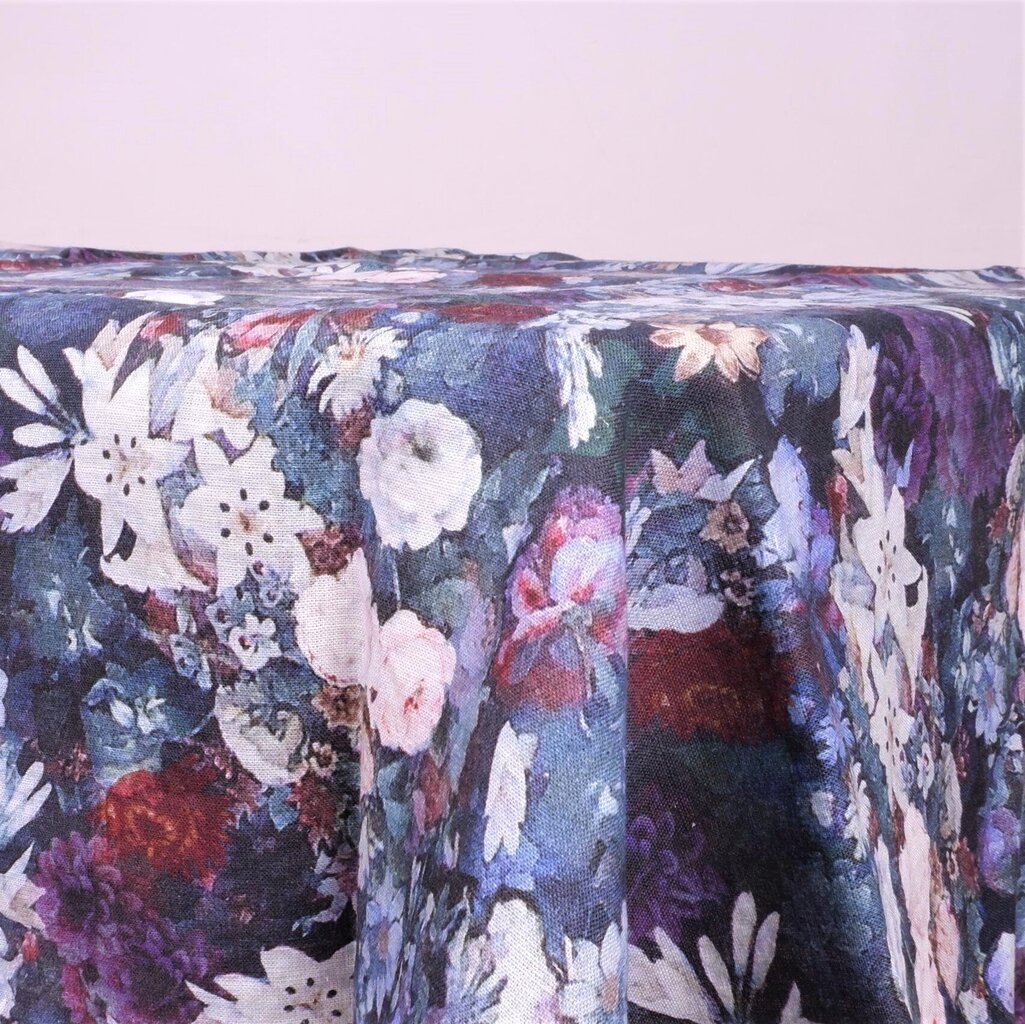 Tamsi gėlėta lininė staltiesė, 148x200 cm. цена и информация | Staltiesės, servetėlės | pigu.lt