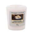 Kvapioji žvakė Yankee Candle Coconut Rice Cream 49 g