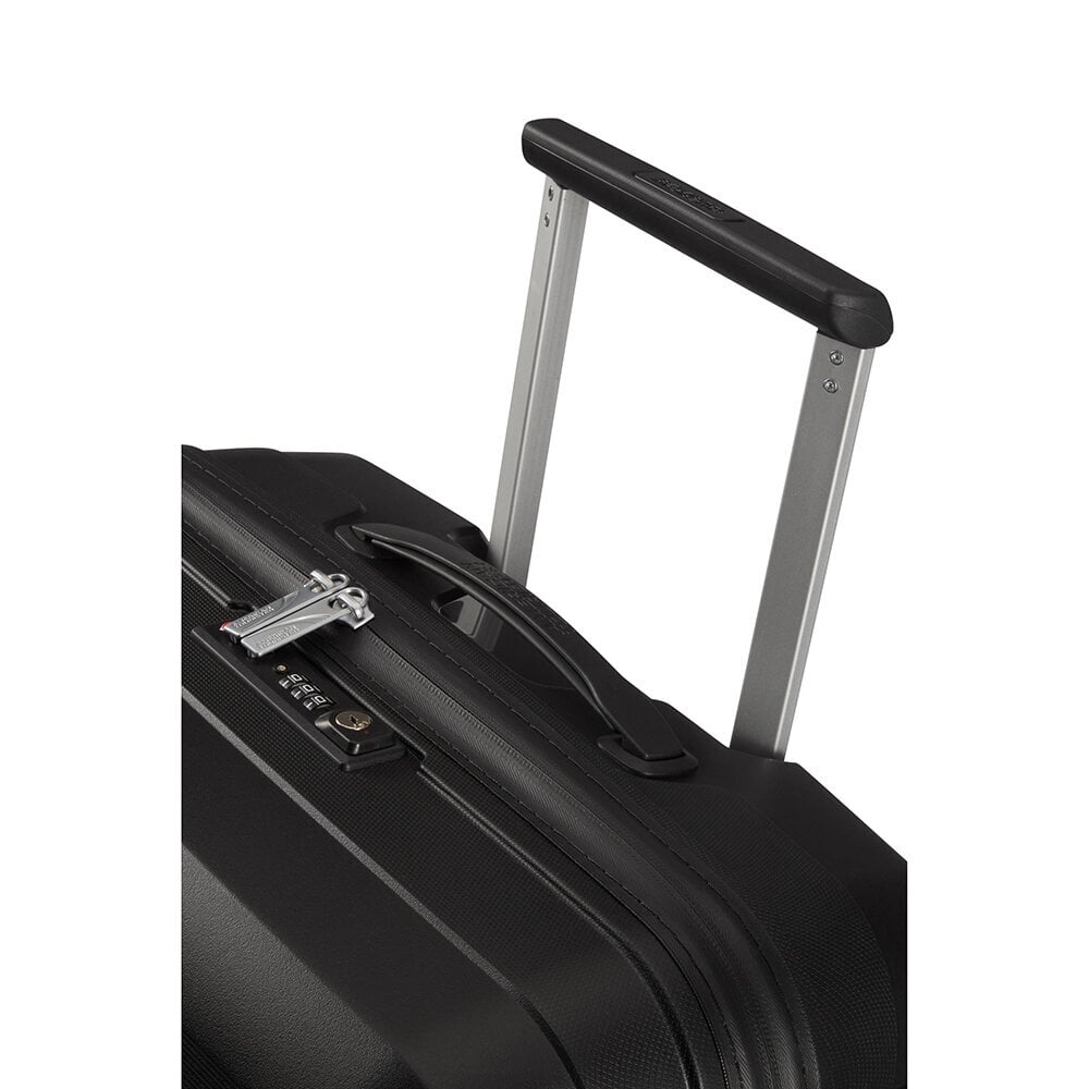 Vidutinis lagaminas American Tourister Airconic Spinner Onyx Black M 67cm, juodas цена и информация | Lagaminai, kelioniniai krepšiai | pigu.lt