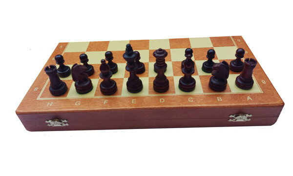 Turnyriniai šachmatai mėgėjams, Nr. 4 цена и информация | Stalo žaidimai, galvosūkiai | pigu.lt