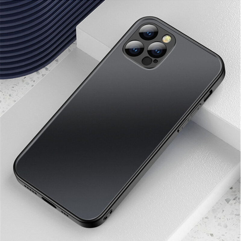 Dėklas telefonui Matte Black Nightfall (integrated tempered glass) Soundberry skirtas Apple iPhone 13 juodas цена и информация | Telefono dėklai | pigu.lt