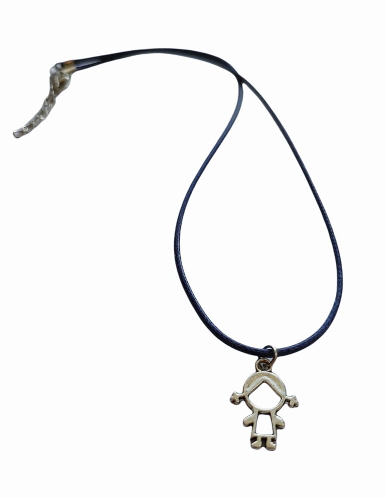 Vėrinys su širdelės formos sidabriniu pakabuku su pinta mėlyna odine reguliuojamo ilgio virvele kaina ir informacija | Aksesuarai vaikams | pigu.lt