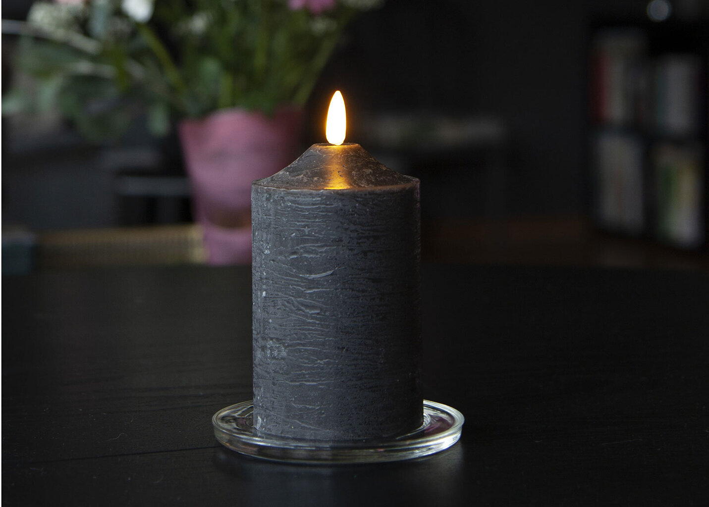 LED žvakė Flamme, juoda цена и информация | Žvakės, Žvakidės | pigu.lt