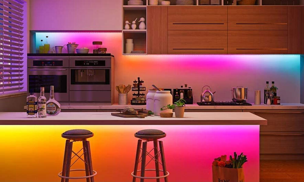 Išmanioji RGB 5050 LED juosta su bluetooth funkcija 10m ir muzikos valdymu kaina ir informacija | LED juostos | pigu.lt