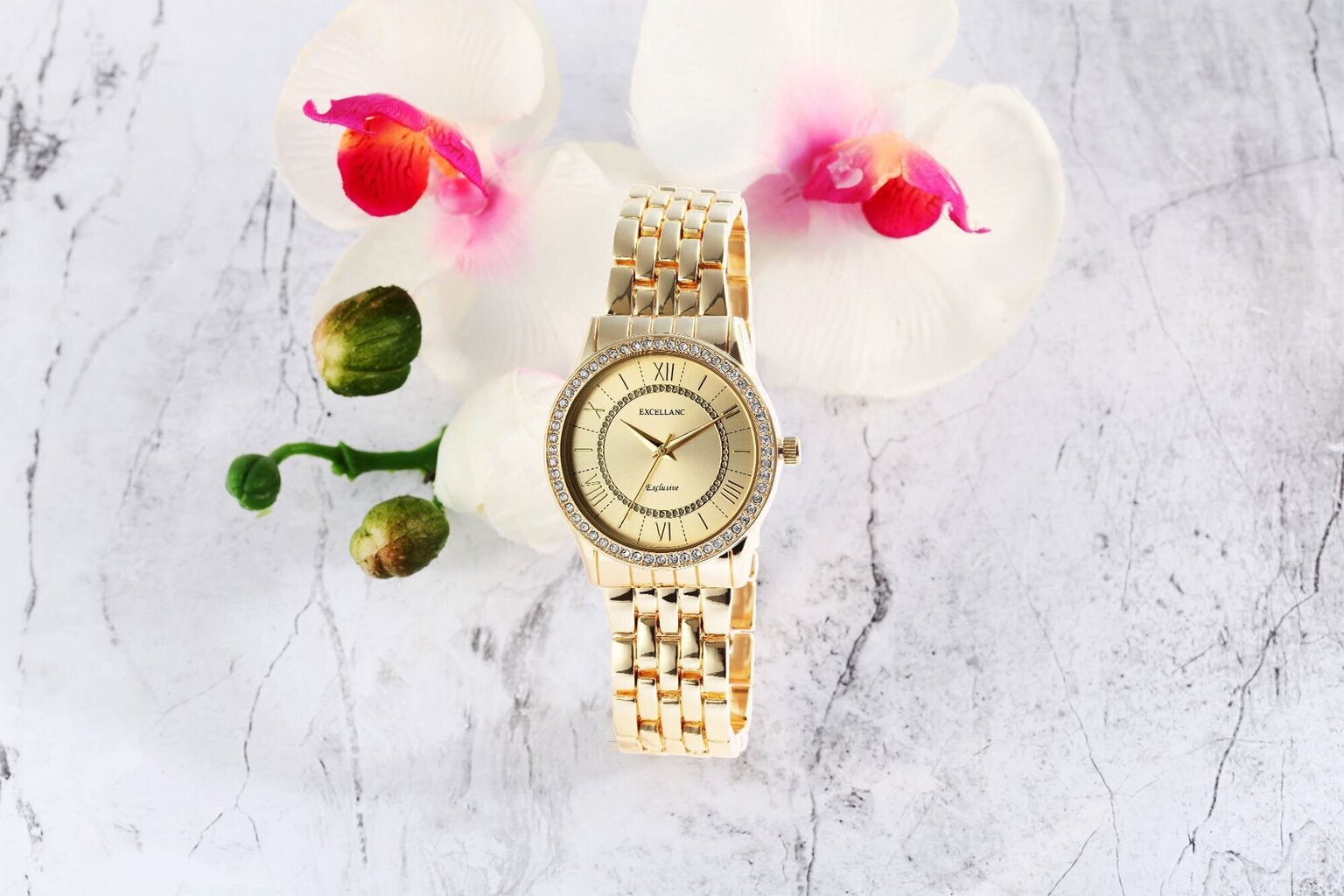 Papuošalų rinkinys moterims Excellanc laikrodis, auskarai, grandinėlė su pakabuku ir žiedas, aukso spalvos kaina ir informacija | Papuošalų rinkiniai | pigu.lt