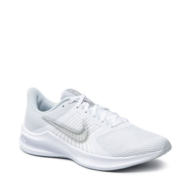 Moteriški sportbačiai Nike Downshifter 11 White Metallic Silver kaina ir informacija | Sportiniai bateliai, kedai moterims | pigu.lt