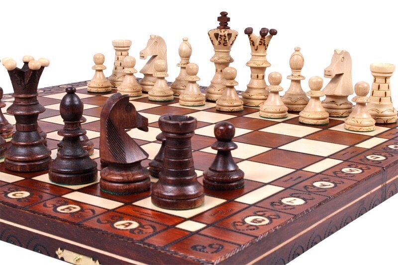 Šachmatų lenta su medinėmis sagomis Ambasadorius kaina ir informacija | Stalo žaidimai, galvosūkiai | pigu.lt