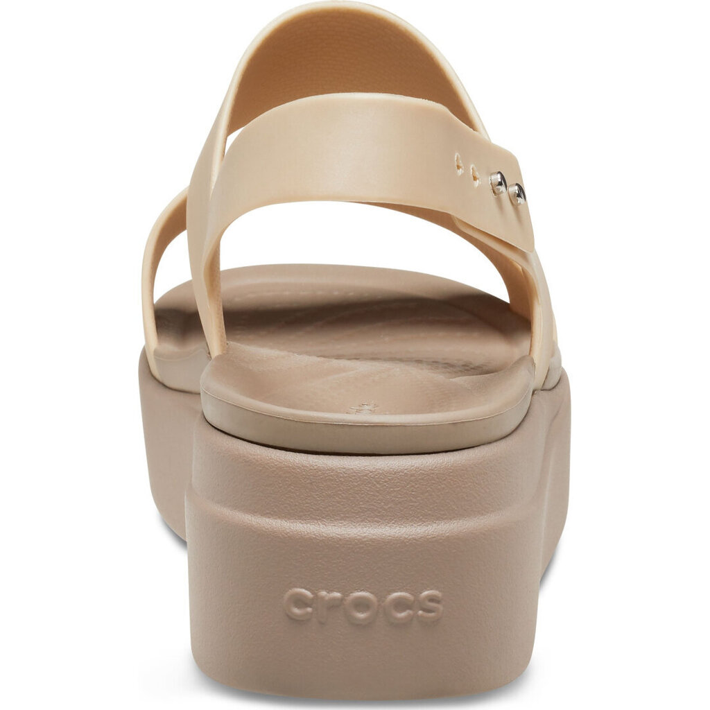 Basutės moterims Crocs™ Brooklyn Metallic Low Wedge Women's 167527 цена и информация | Basutės moterims | pigu.lt