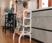 Mediniai pagalbiniai laipteliai – staliukas, baltas su žalvario spalvos segtukais 4IQ цена и информация | Vaikiškos kėdutės ir staliukai | pigu.lt