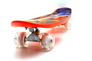 Pennyboard riedlenė, 65 cm, su šviečiančias ratukais ir rankena kaina ir informacija | Riedlentės | pigu.lt