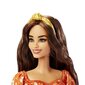 Lėlė Barbie madistė oranžine, baltomis gėlėmis dekoruota suknele, HBV16 kaina ir informacija | Žaislai mergaitėms | pigu.lt