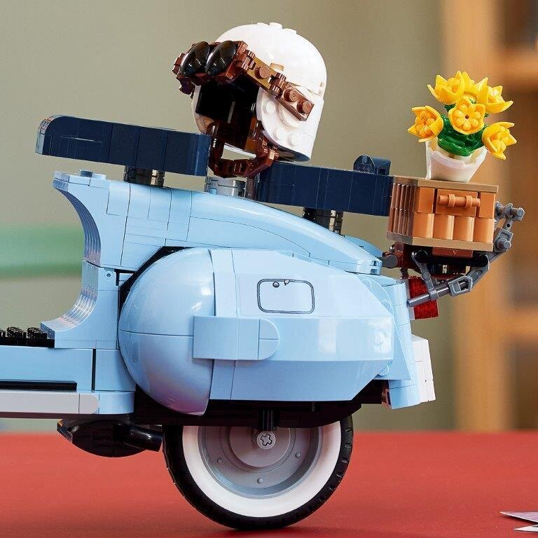 10298 LEGO® Icons Vespa 125 цена и информация | Konstruktoriai ir kaladėlės | pigu.lt