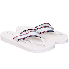 Šlepetės mjoterims Tommy Hilfiger Hardware Flat Beach, baltos цена и информация | Комнатные тапки женские | pigu.lt