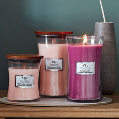 WoodWick ароматическая свеча Pressed Blooms & Patchouli, 275 г цена и информация | Подсвечники, свечи | pigu.lt