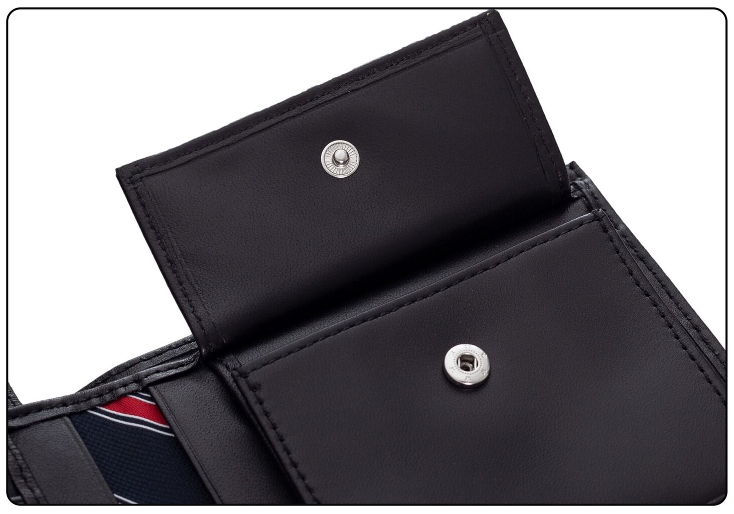 Vyriška piniginė Tommy Hilfiger ETON CC FLAP AND COIN POCKET JUODA AM0AM00652 002 35708 kaina ir informacija | Vyriškos piniginės, kortelių dėklai | pigu.lt