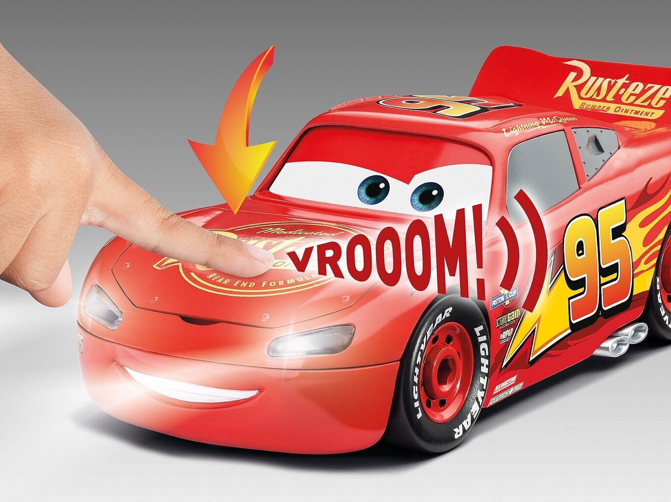 Plastikinis surenkamas modelis Revell First Construction Lightning McQueen Disney Cars Auto with Light&Sound, 1/20, 00920 kaina ir informacija | Konstruktoriai ir kaladėlės | pigu.lt