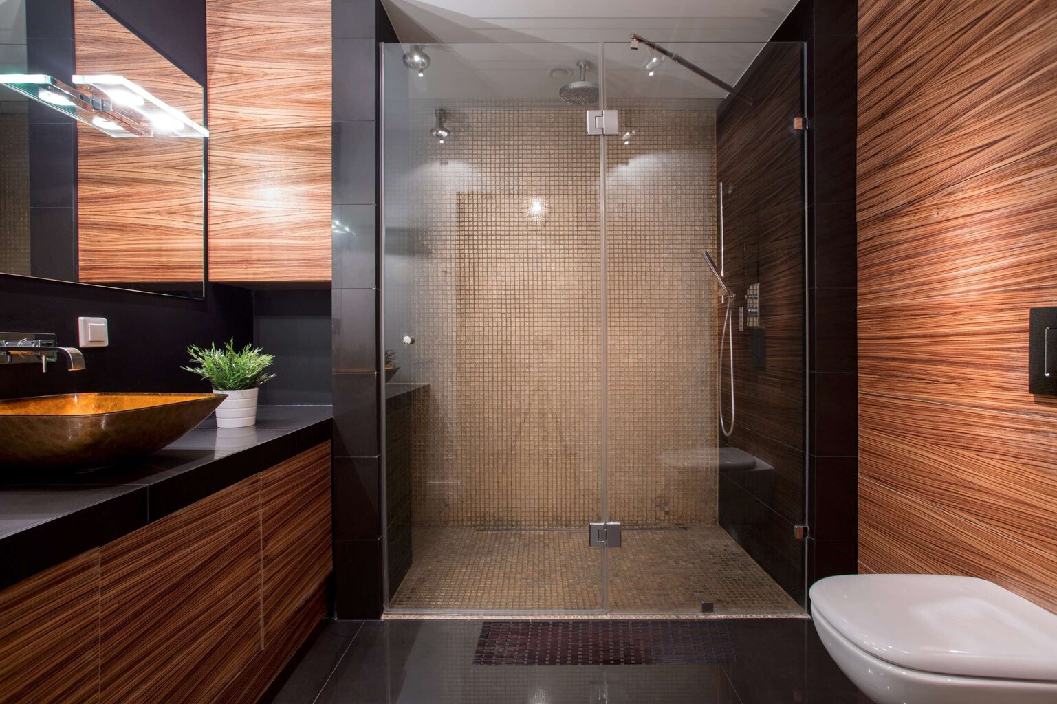 Vonios kilimėlis, bambukinis, tamsiai rudas kaina ir informacija | Vonios kambario aksesuarai | pigu.lt