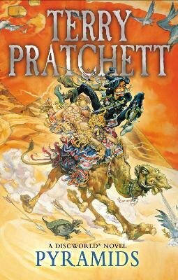 Pyramids: (Discworld Novel 7) цена и информация | Užsienio kalbos mokomoji medžiaga | pigu.lt