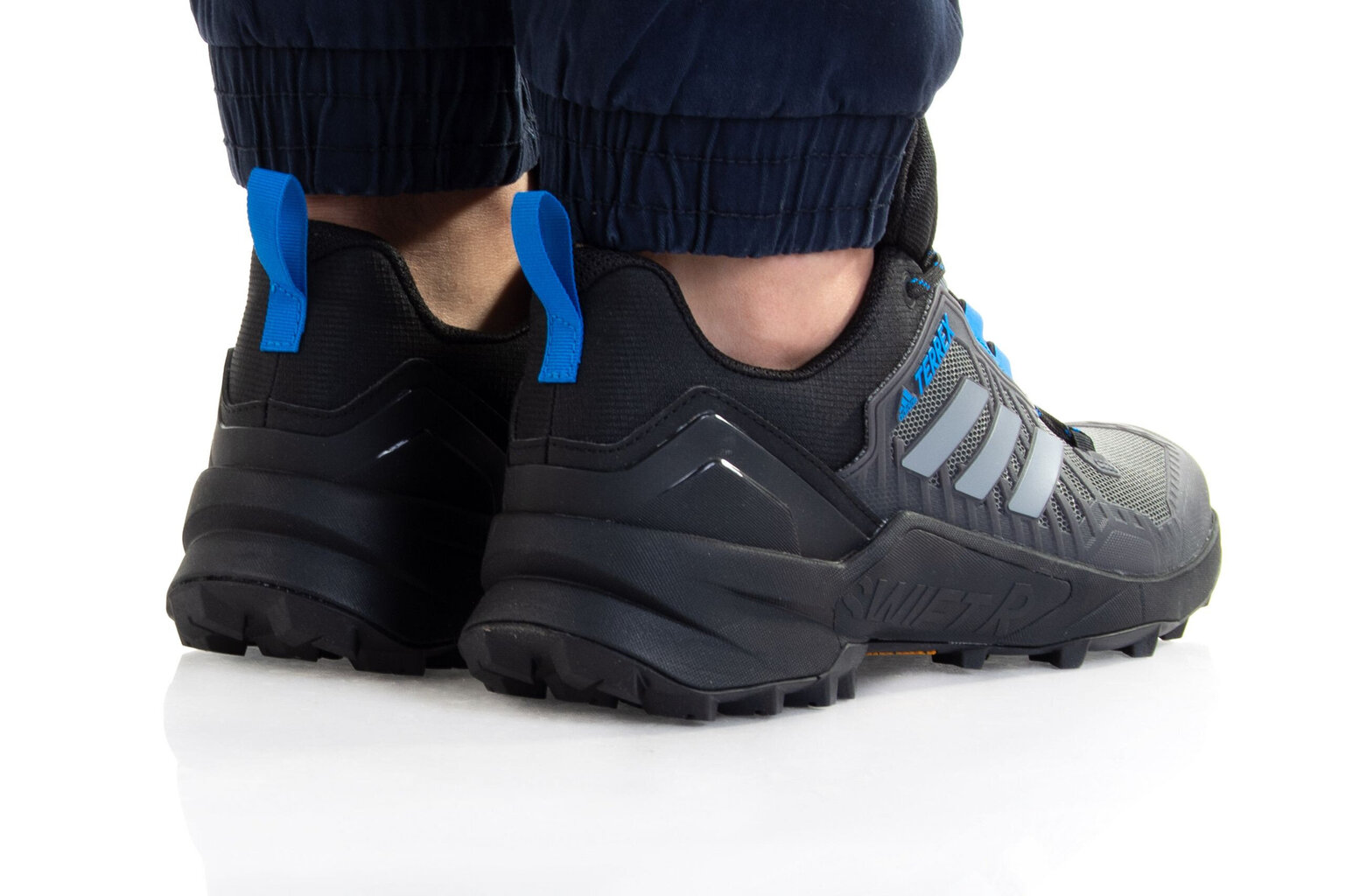 Sportiniai batai vyrams Adidas Terrex Swift R3 GZ0358, juodi kaina ir informacija | Kedai vyrams | pigu.lt