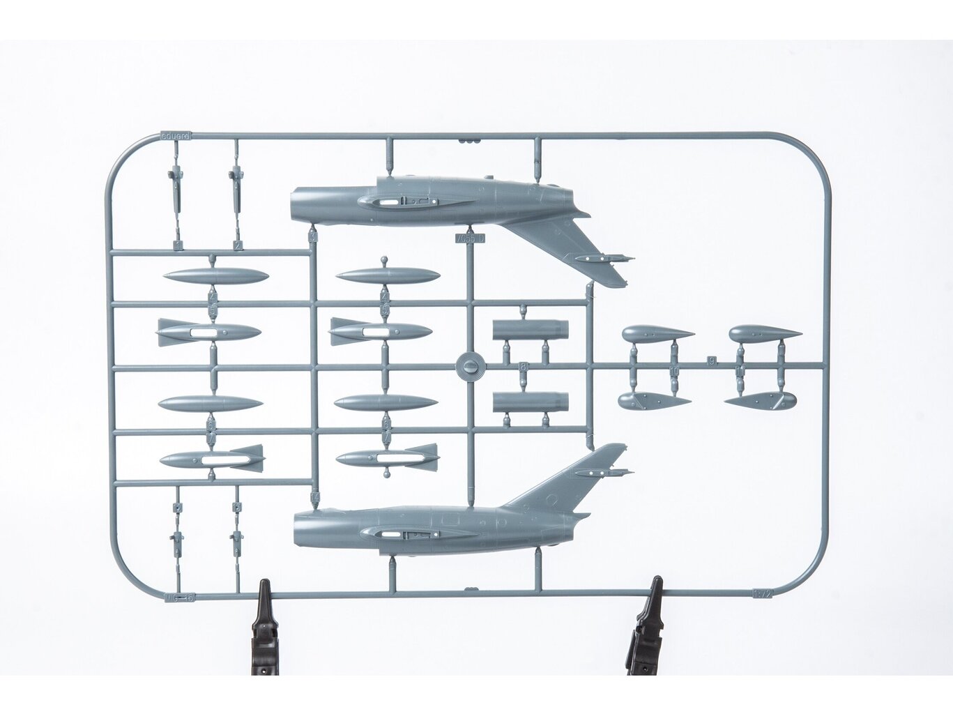 Surenkamas modelis Eduard MiG-15bis Weekend edition, 1/72, 7461 kaina ir informacija | Konstruktoriai ir kaladėlės | pigu.lt