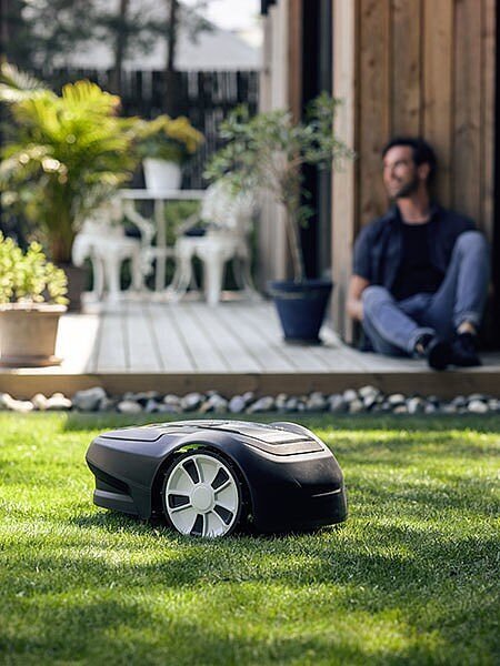 Žoliapjovė robotas Greenworks Optimow 5 Bluetooth 550 m2 2513307 цена и информация | Žoliapjovės, vejos robotai | pigu.lt