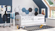 Vaikiška lova Luk su stalčiumi, čiužiniu ir barjerine apsauga 164 cm x 85 cm x 63 cm, ekskavatorius цена и информация | Vaikiškos lovos | pigu.lt