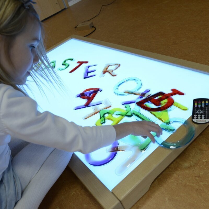 Lavinantis raidžių ir skaičių žaidimas LED lentoje kaina ir informacija | Lavinamieji žaislai | pigu.lt