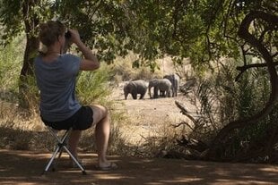 Sulankstoma taburetė BasicNature Sandwich, juoda kaina ir informacija | Turistiniai baldai | pigu.lt