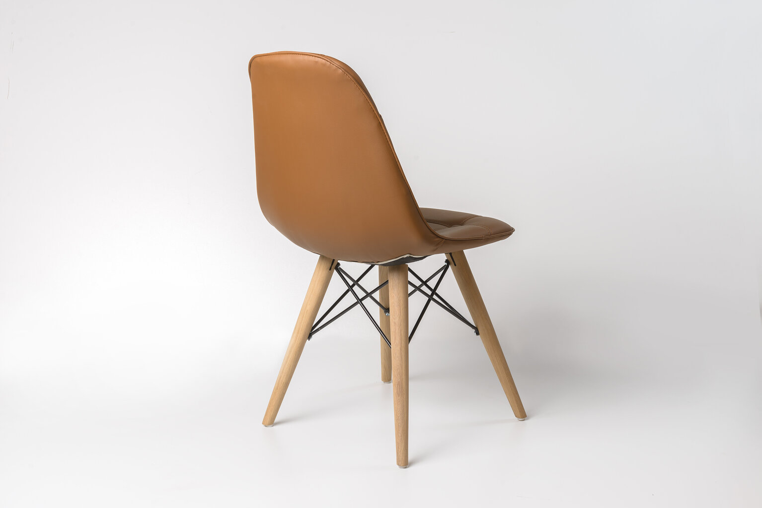 Kėdė Furniteco Nord brown (ąžuolo, parketo natūralaus aliejaus) kaina ir informacija | Virtuvės ir valgomojo kėdės | pigu.lt