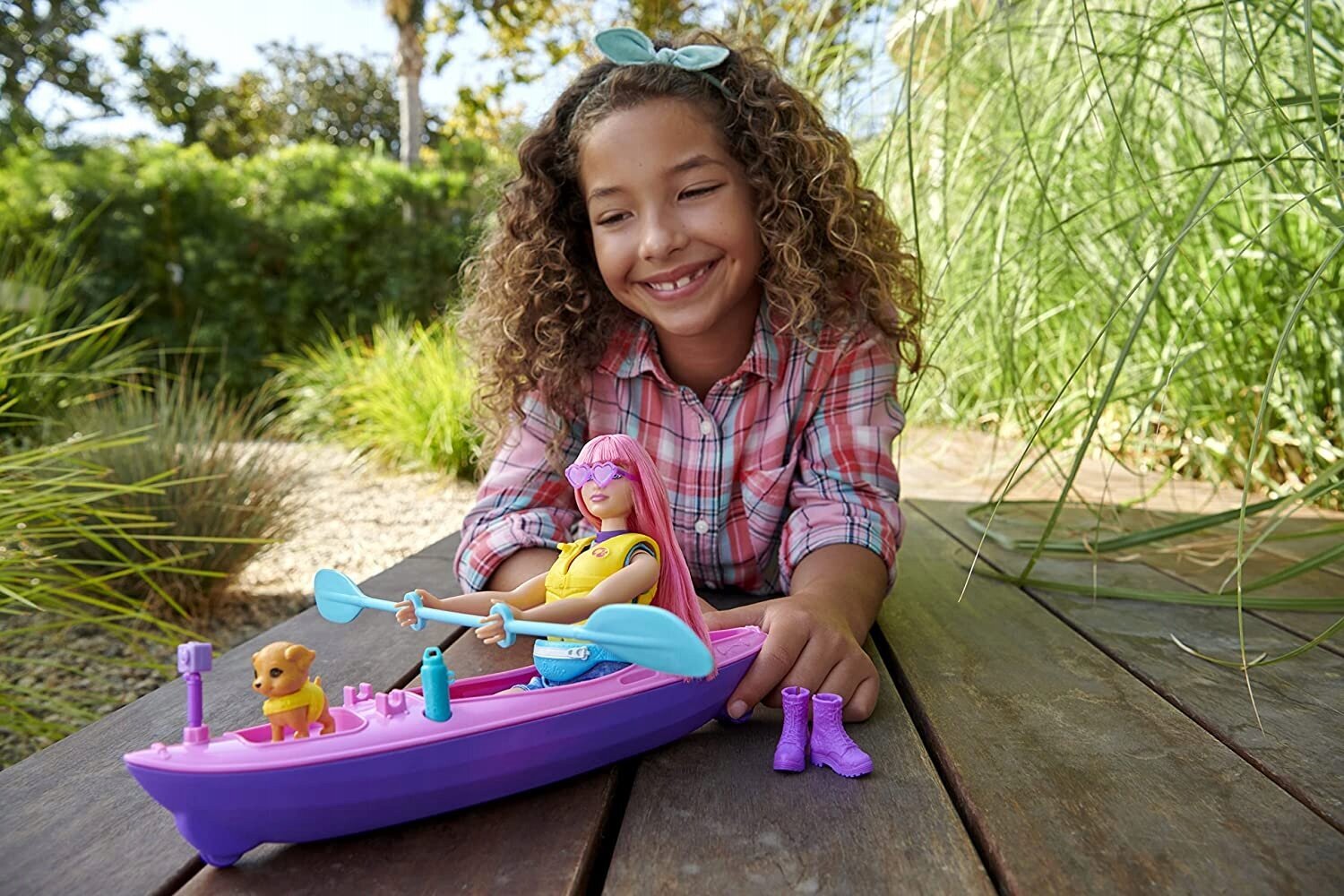 Barbė Malibu Daisy su kanoja kaina ir informacija | Žaislai mergaitėms | pigu.lt
