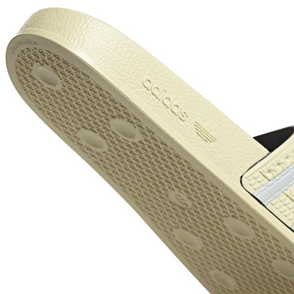 Paplūdimio šlepetės moterims ir vyrams Adidas Originals Adilette fu9897 цена и информация | Šlepetės moterims | pigu.lt